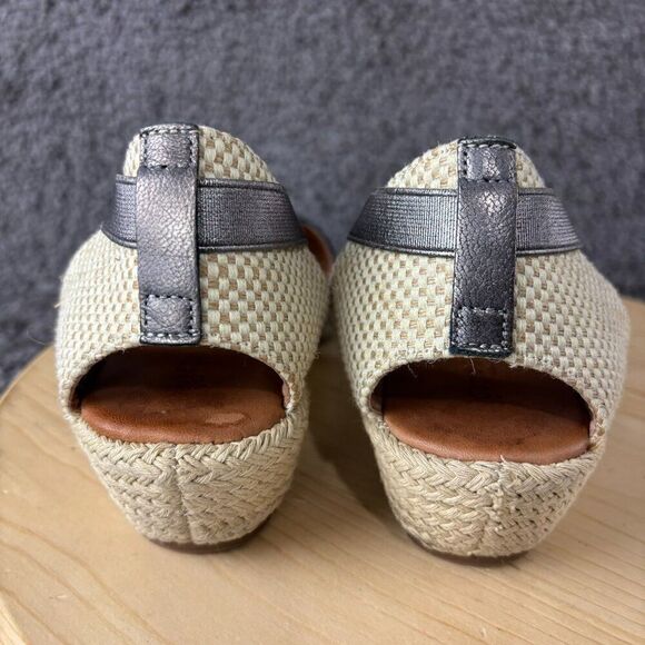 Gentle Souls Lena Leather Espadrille Sandals Womens 8 Silver Slip On Peep Toe - Picture 5 of 9